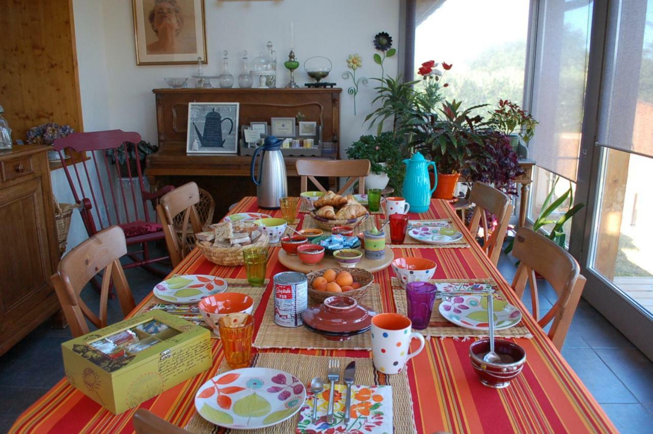 B&B La Maison Des Collines Autour Chambres D'Hotes La Chapelle  エクステリア 写真